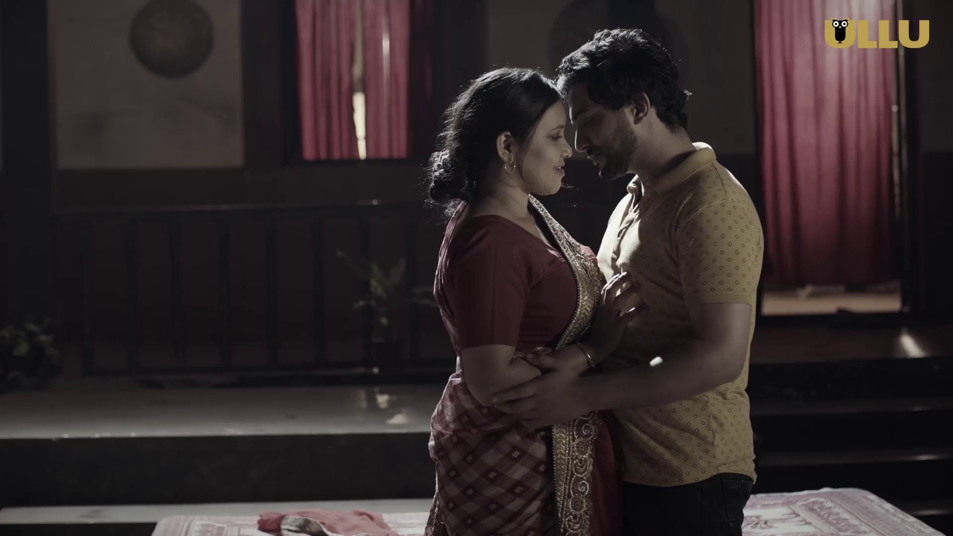 Priya gamre ullu web series